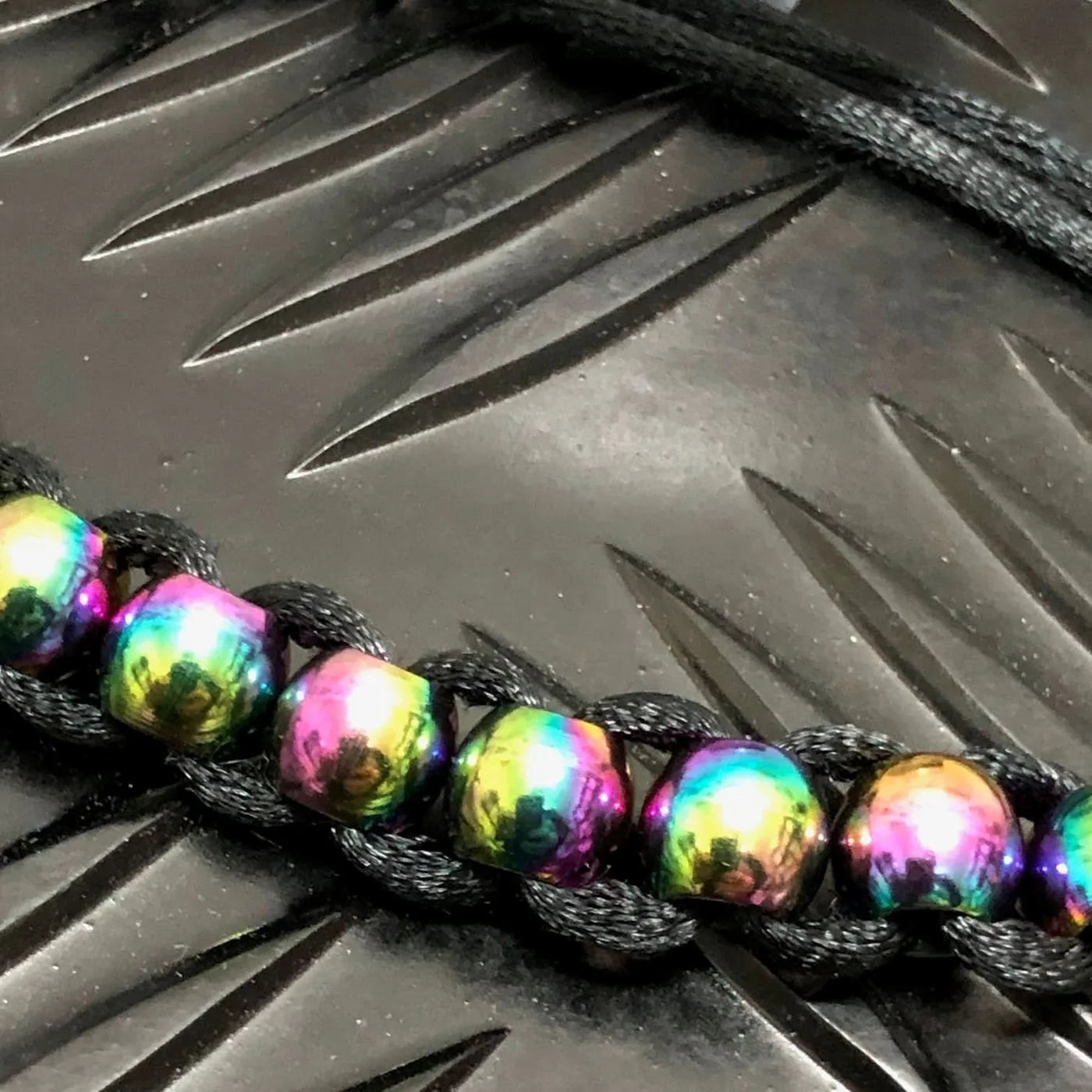 Kaiko Caterpillar Unisex Necklace Oil Slick