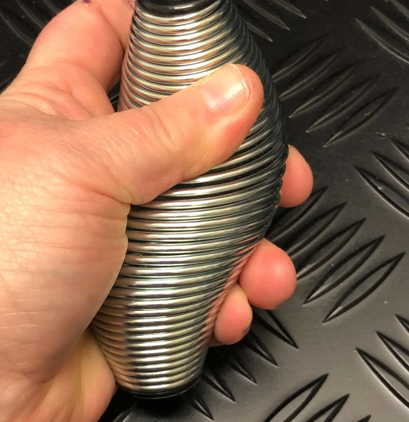 Kaiko Hand Spring – Sensory Connect ABN 87895749138