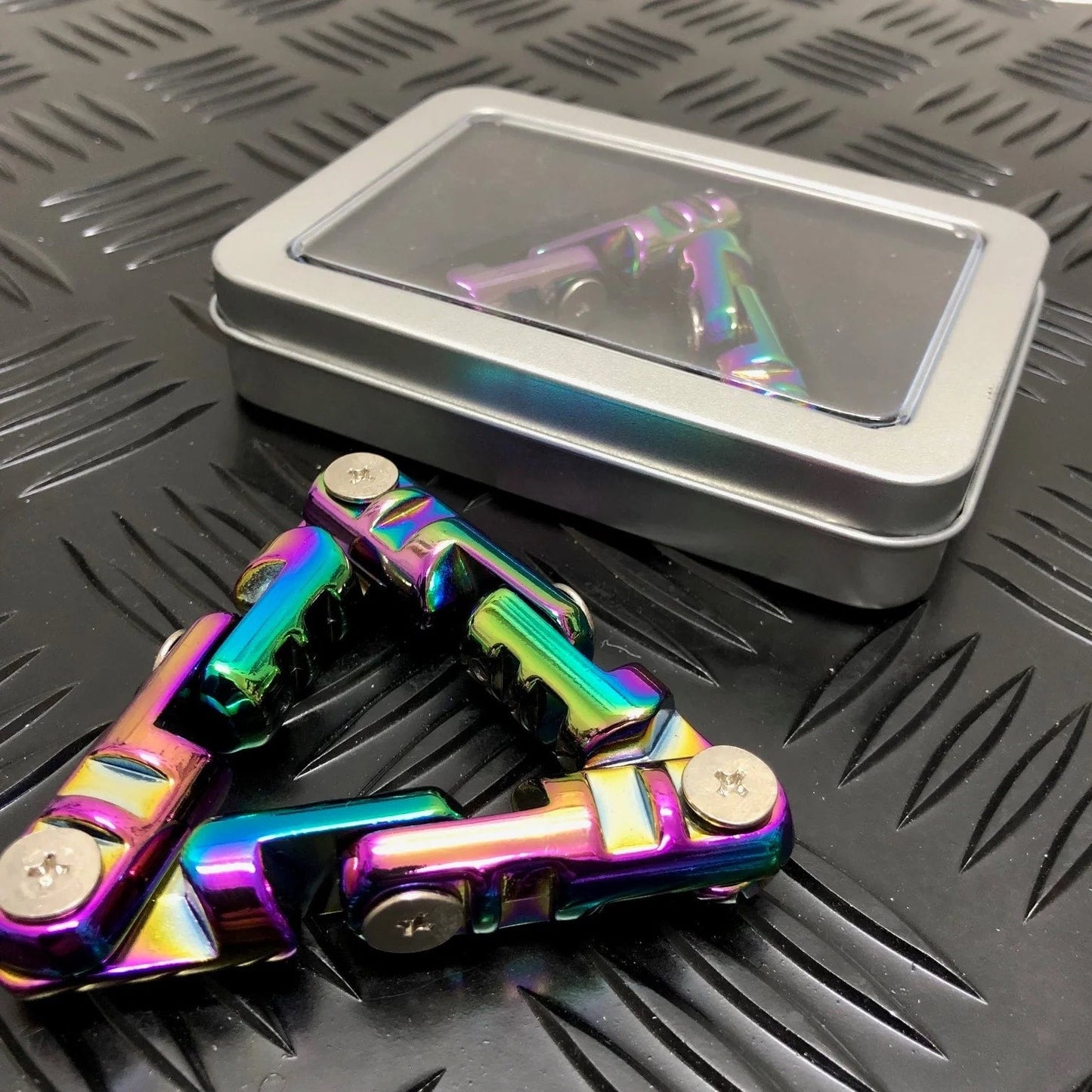 Kaiko Infinity Triangle Oil Slick Finish