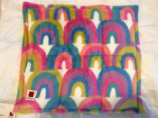 Rainbow Minke Style Faux Fur Lap Pad 2kg